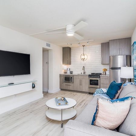 Boutique Vacation Rental Complex At Beach Коко Бийч Екстериор снимка