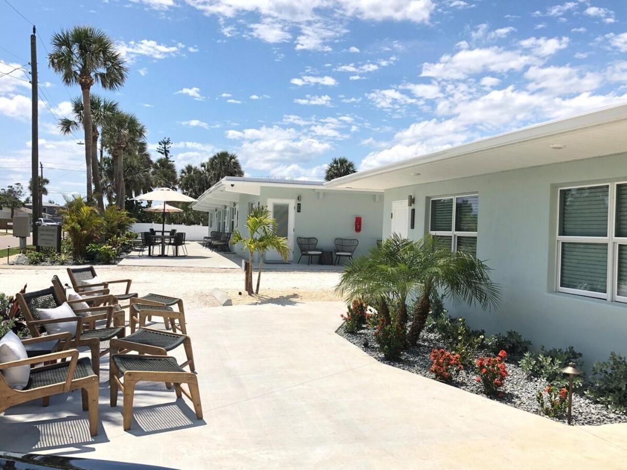 Boutique Vacation Rental Complex At Beach Коко Бийч Екстериор снимка