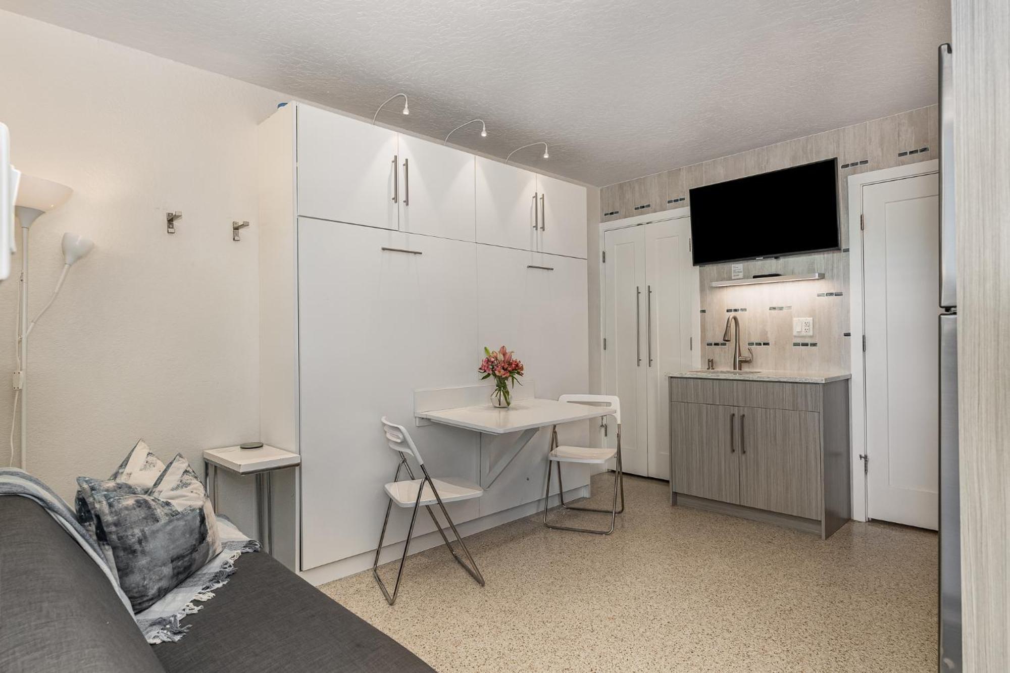 Boutique Vacation Rental Complex At Beach Коко Бийч Екстериор снимка