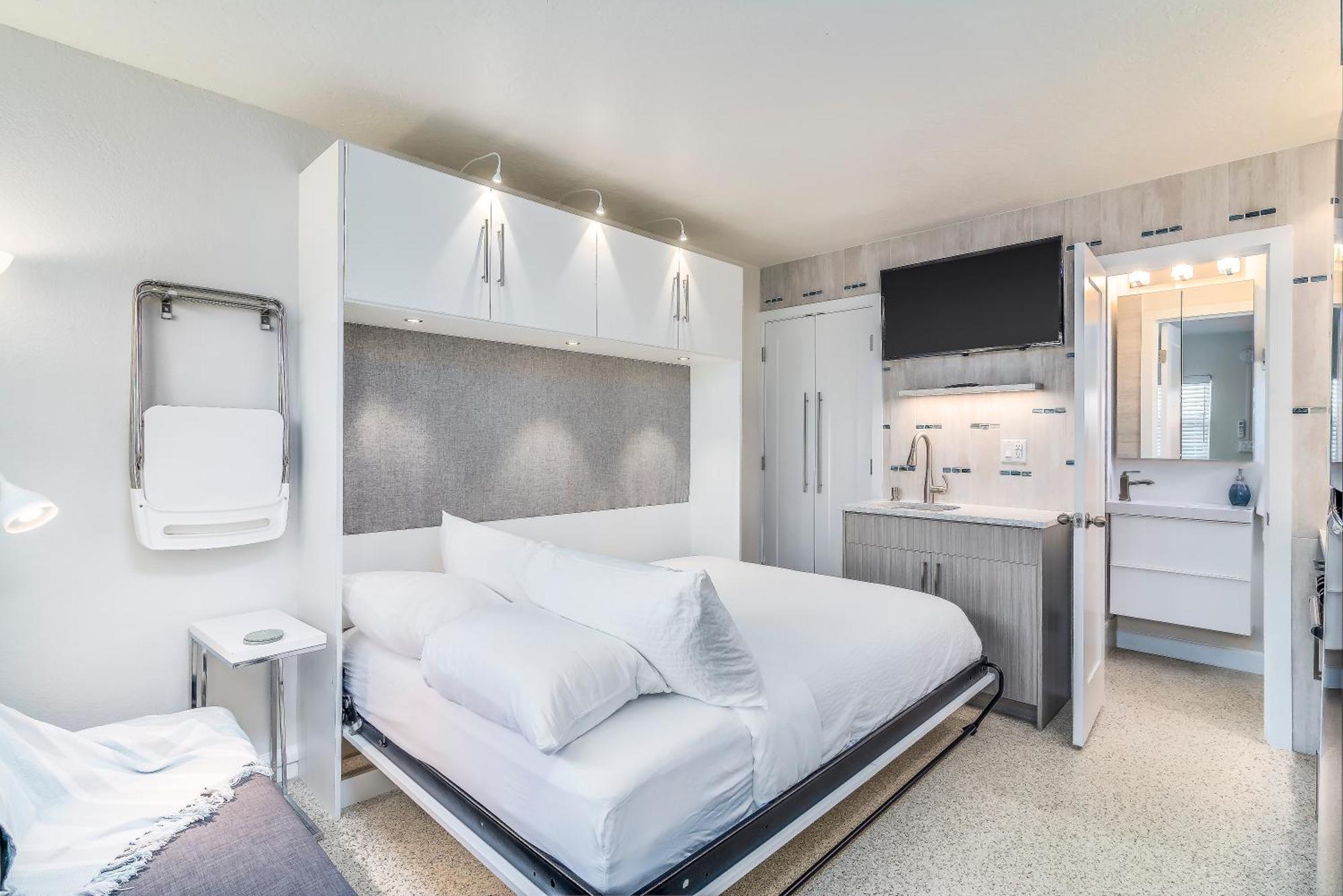 Boutique Vacation Rental Complex At Beach Коко Бийч Екстериор снимка